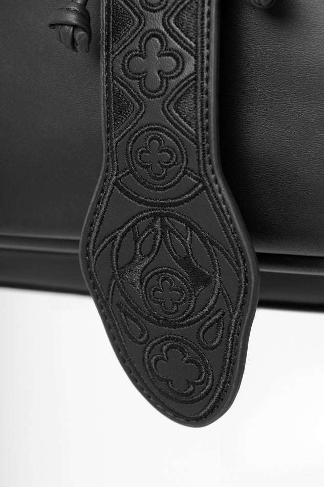 【RESTYLE】バックパック*CATHEDRAL SNAKE BACKPACK【取寄】