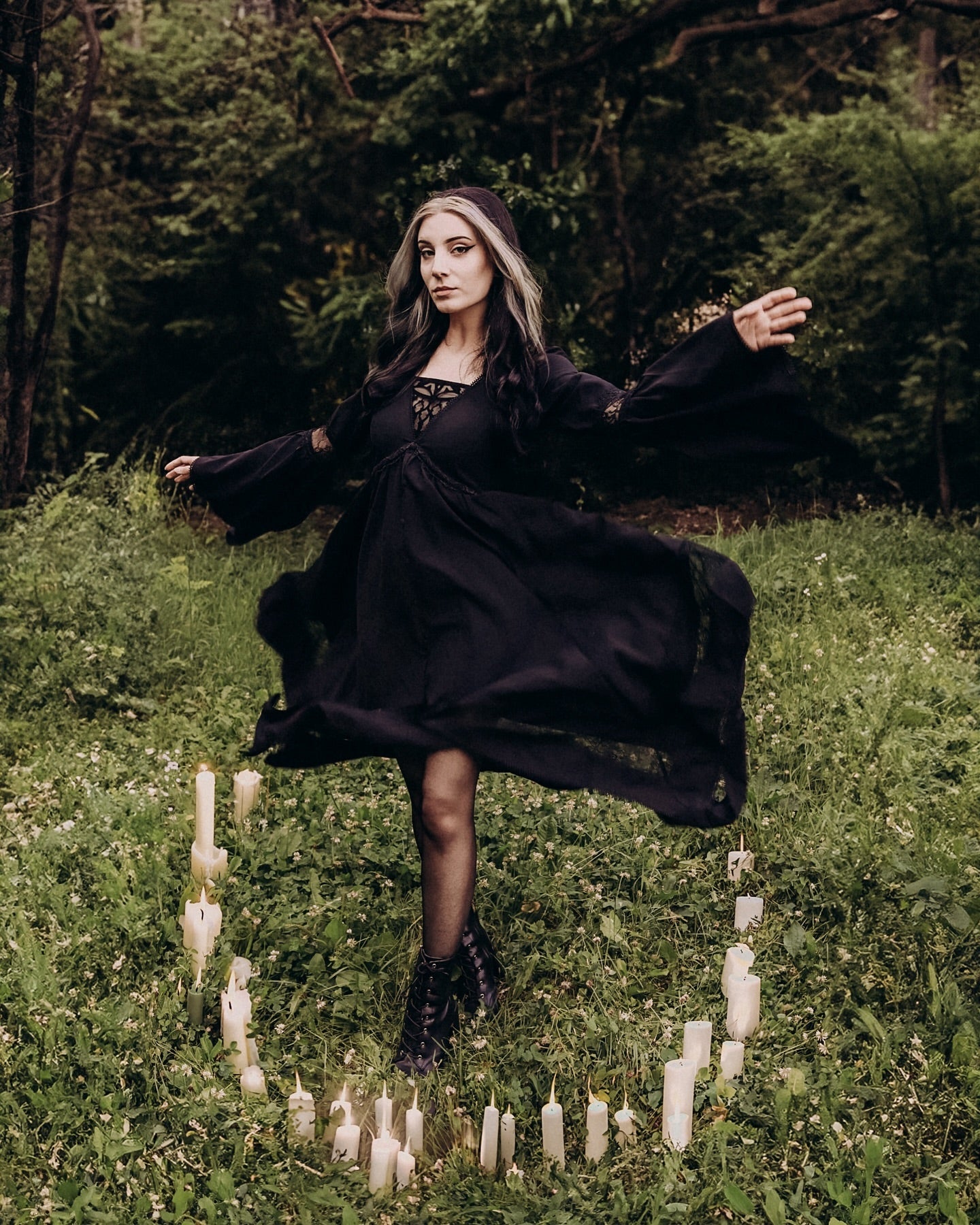 【RESTYLE】ドレス*ENTOMBED DRESS【取寄】