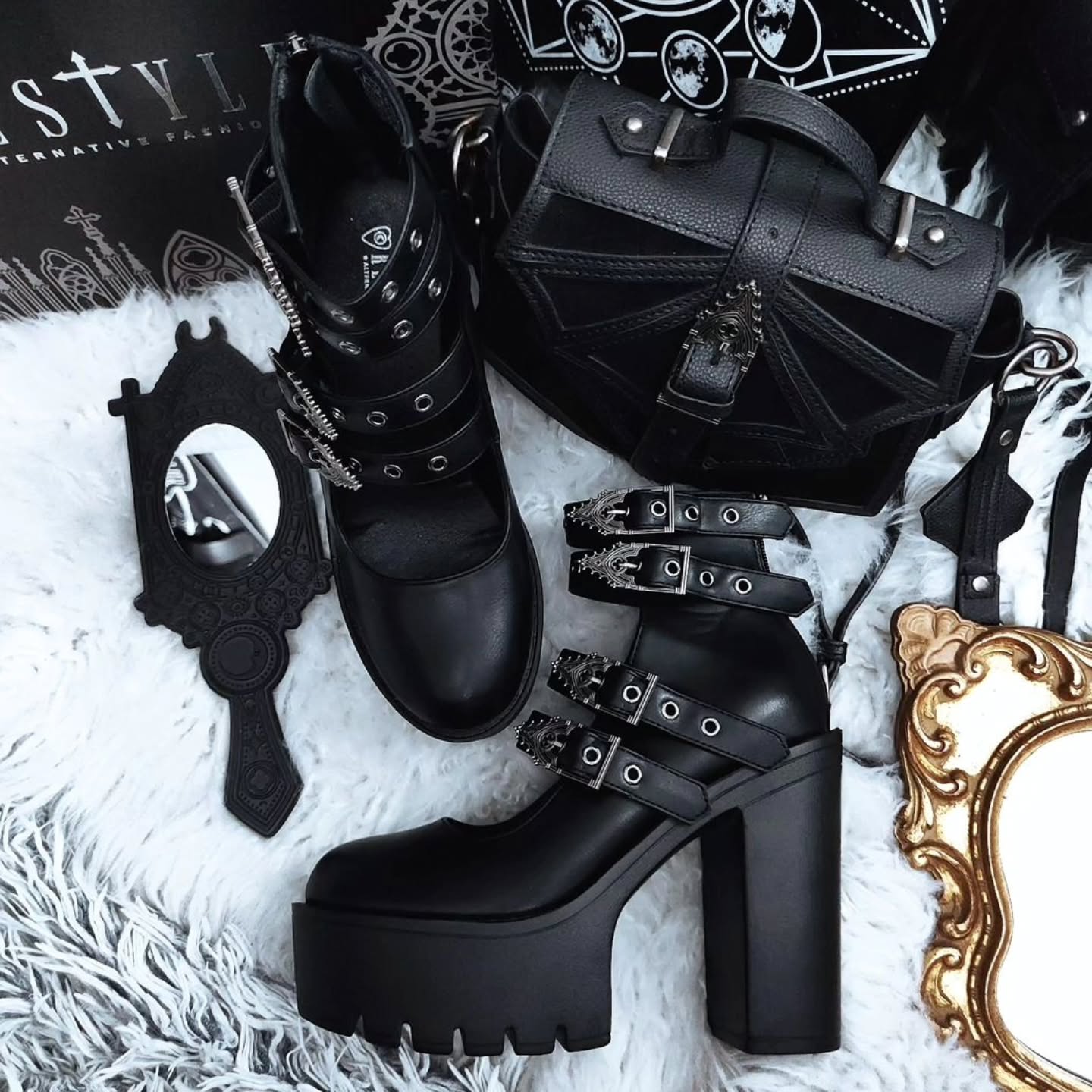 【RESTYLE】シューズ*EVELYNN PLATFORM SHOES【取寄】