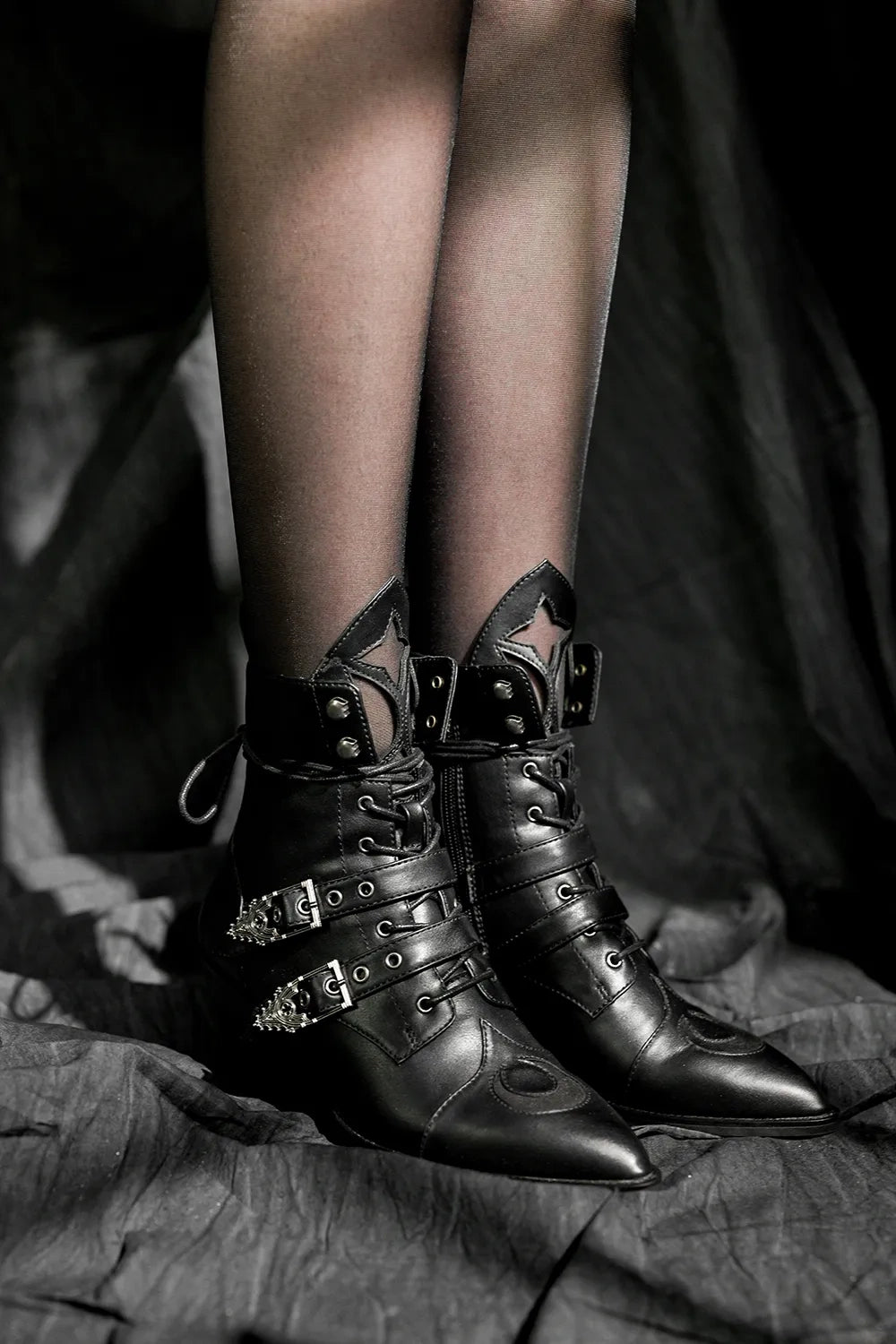 【RESTYLE】ブーツ*MOONSTRUCK BOOTS【取寄】
