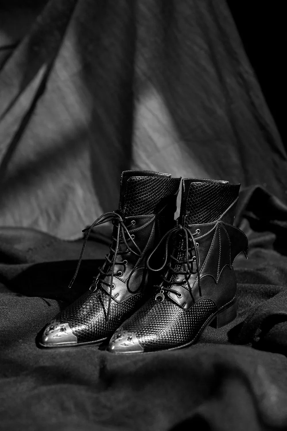 【RESTYLE】ブーツ*SHADOW WING PIKES【取寄】
