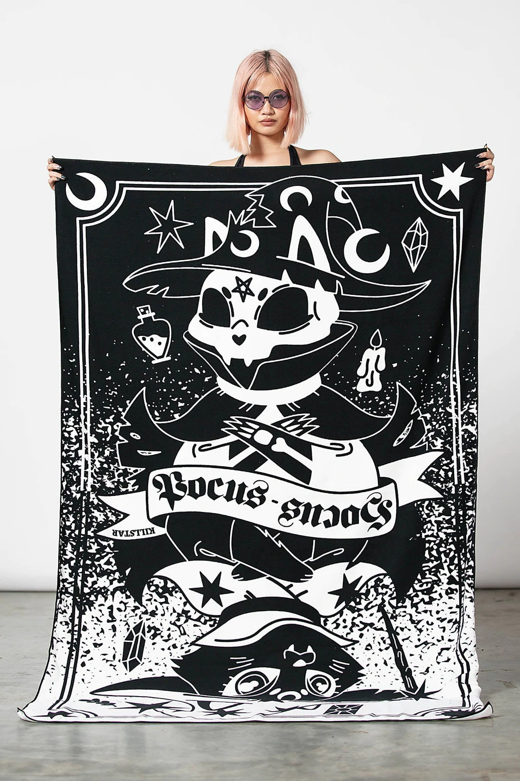 【KILL STAR】MEOW-GICAL BEACH TOWEL