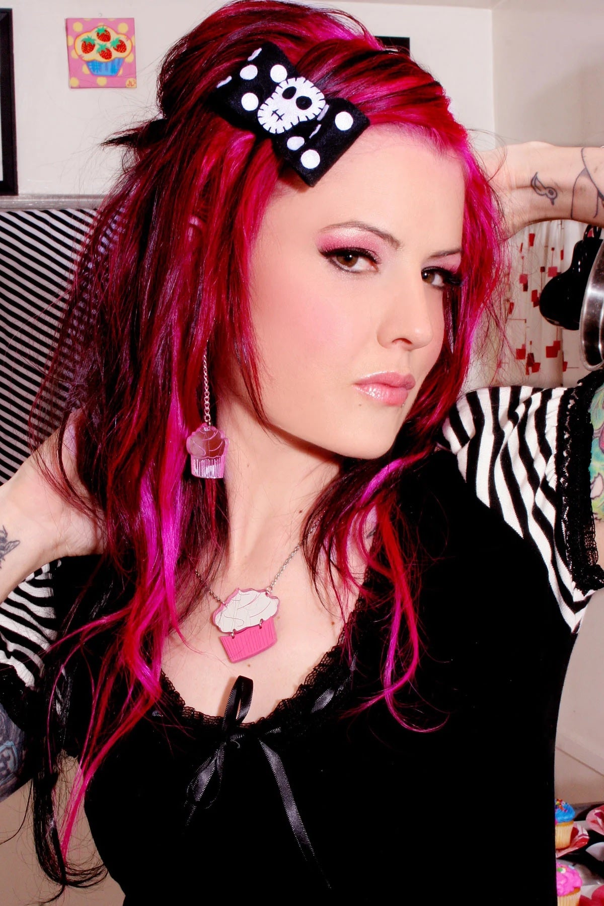 Felt Skull Bow Hair Slide