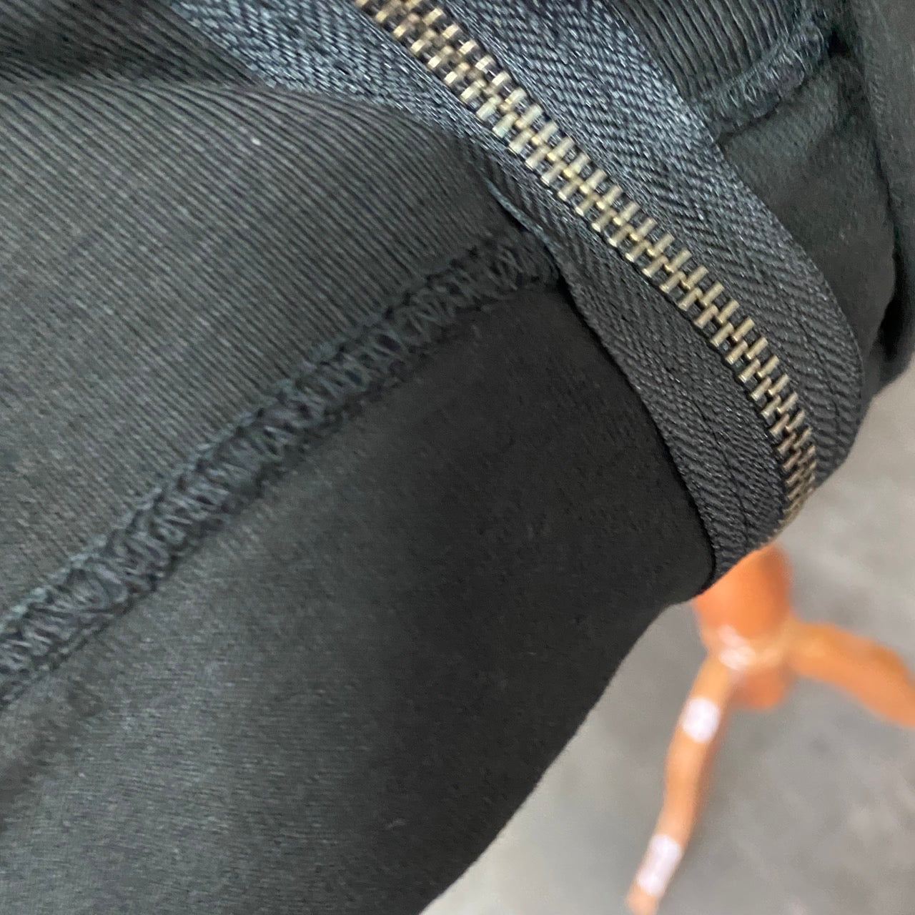 ZIP hoodie (BUGS DOT)