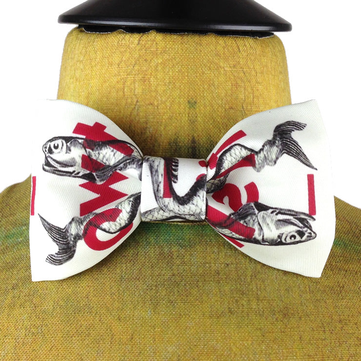 BOW TIE(蝶ネクタイ)-魚(赤ロゴ)