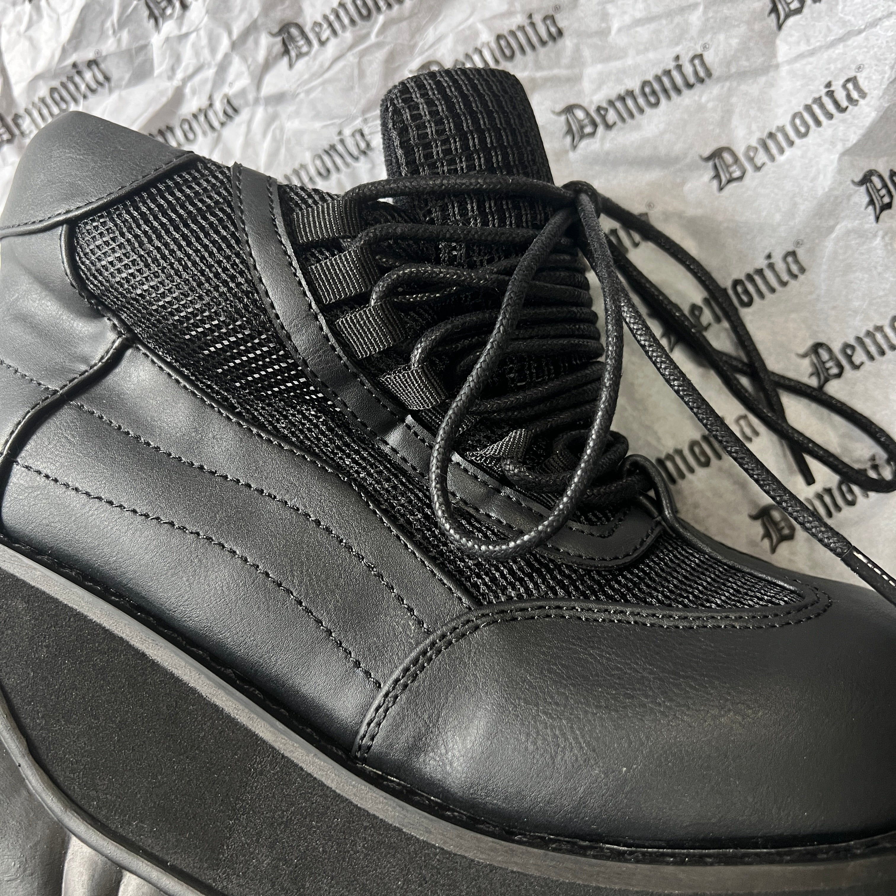 デモニア 厚底スニーカー DEMONIA BOXER-01 DEMONIA BOXER-01 厚底スニーカー ミドルカット ゴス パンク 黒