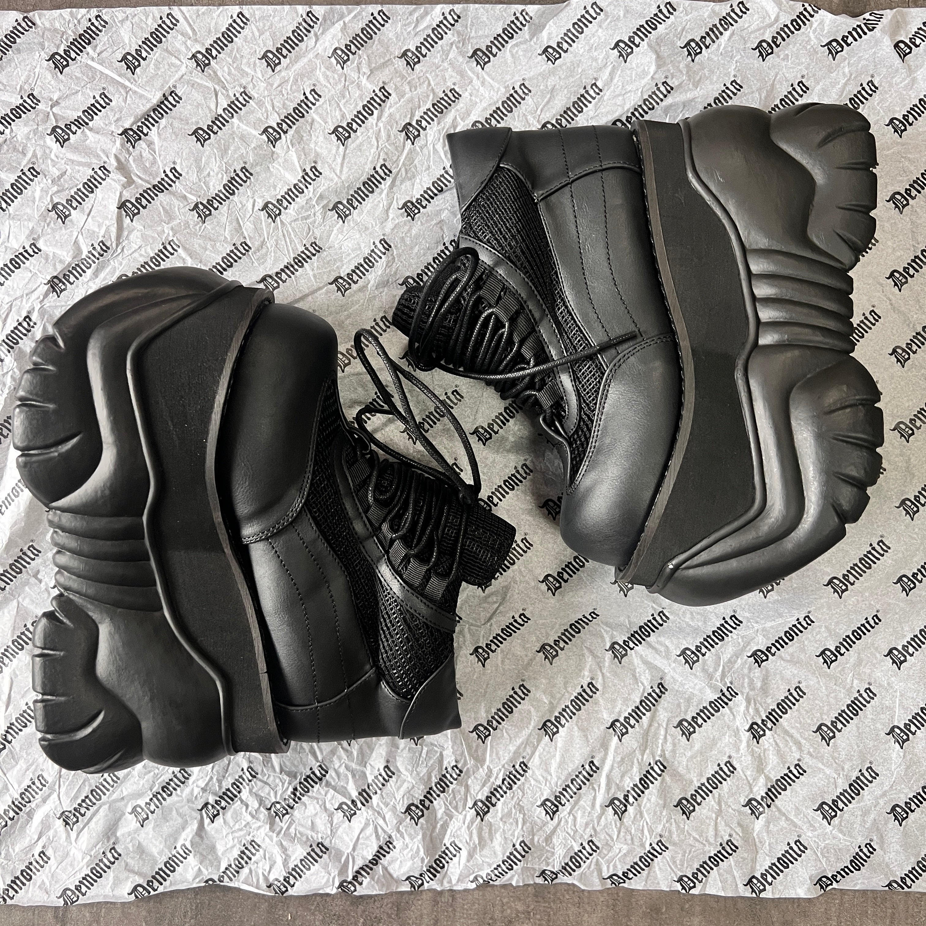 DEMONIA（デモニア）の厚底スニーカーBOXER-01即納通販