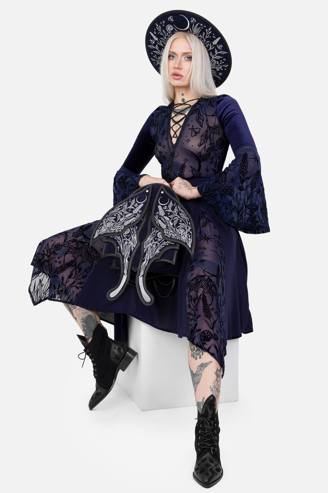 【RESTYLE】トップス＊ASTRAL BODYSUIT【取寄】