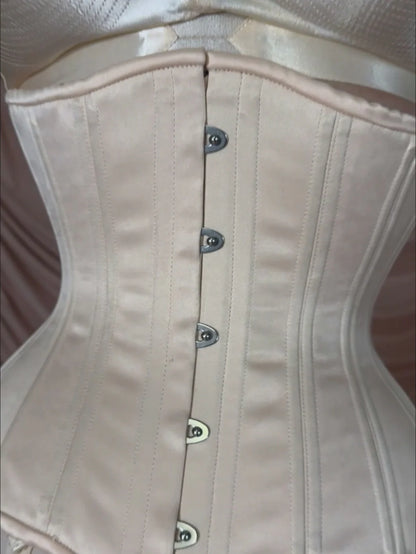 【WHAT KATIE DID】MORTICIA UNDERBUST CORSET L4086【取寄】