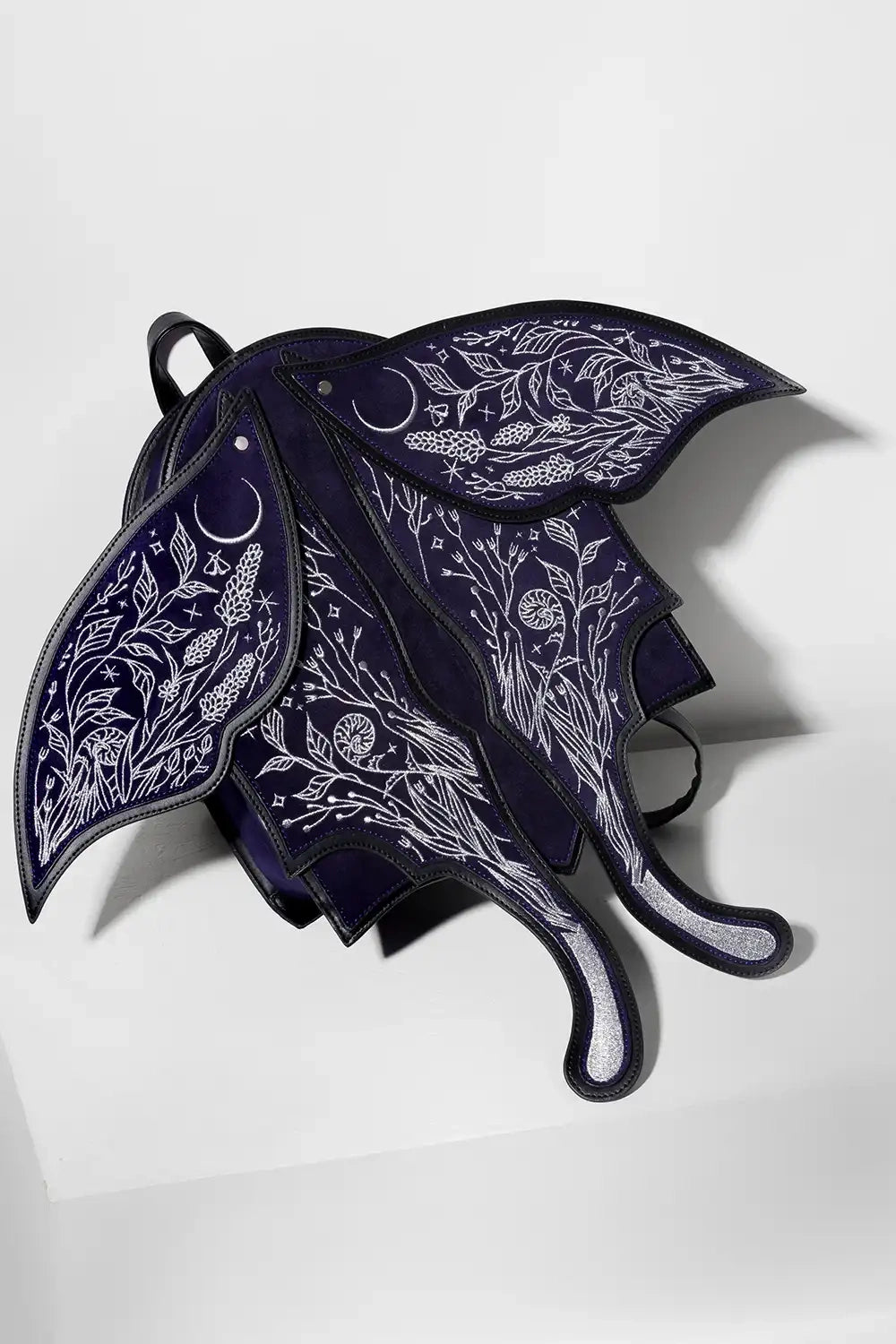 【RESTYLE】バックパック＊UMBRA NOCTIS MOTH BACKPACK【取寄】