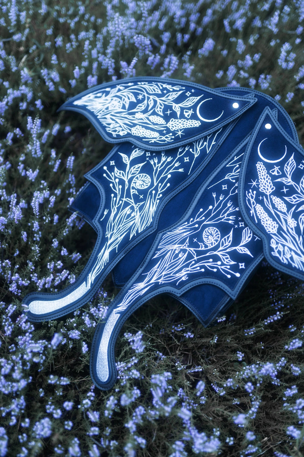 【RESTYLE】バックパック＊UMBRA NOCTIS MOTH BACKPACK【取寄】