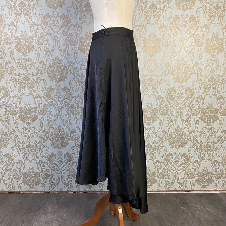 Silk-like asymmetric skirt (SIZE: S-XL)