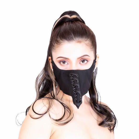 Tom Banwell | 仮面屋おもて｜Mask shop OMOTE